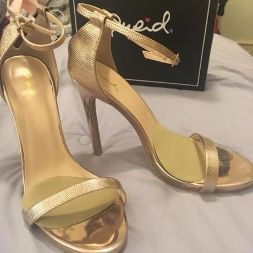 Qupid Rose Gold Strappy Heels Size 10